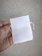 Pochettes en satin