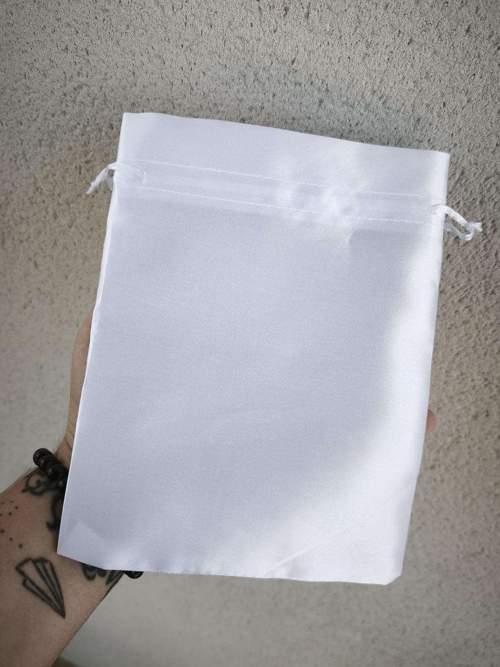 Pochettes en satin
